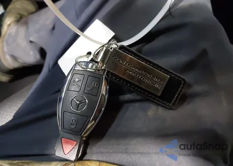 2017 Mercedes-Benz Glc 300 4Matic из США, поврежденный, VIN WDC0G4KB0HF126900